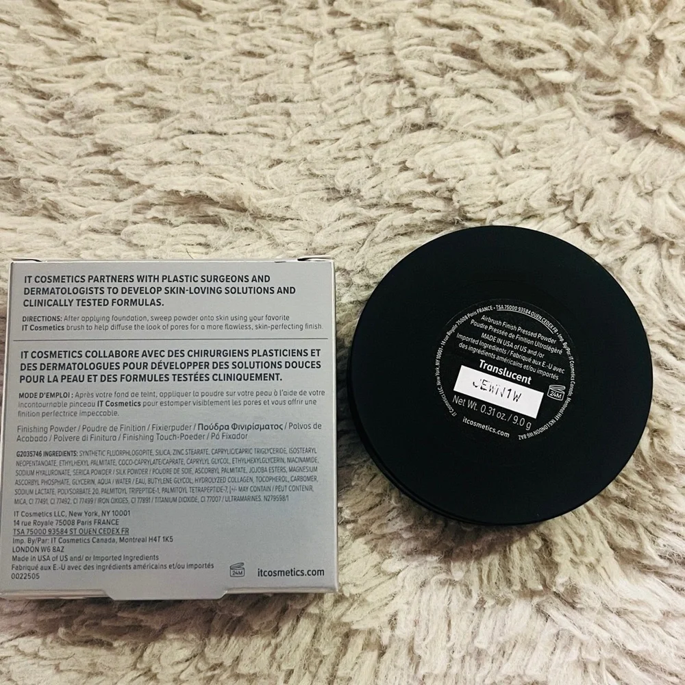 IT Cosmetics Bye Bye Pores Pressed Setting Powder Translucent 9g/.31oz